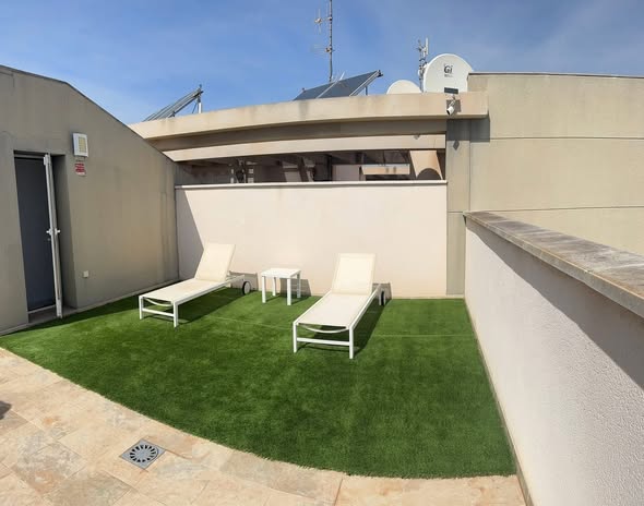 Lange termijn verhuur - Penthouse in Altos del Mediterráneo