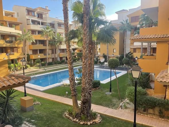 Lange termijn verhuur - Punta Prima, Orihuela Costa