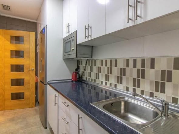 Lange termijn verhuur - Modern appartement op Avenida Habaneras (Curva del Palangre), Torrevieja